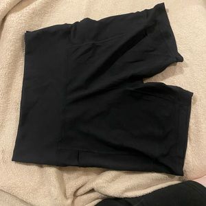 Aerie “move” biker shorts with mesh pockets